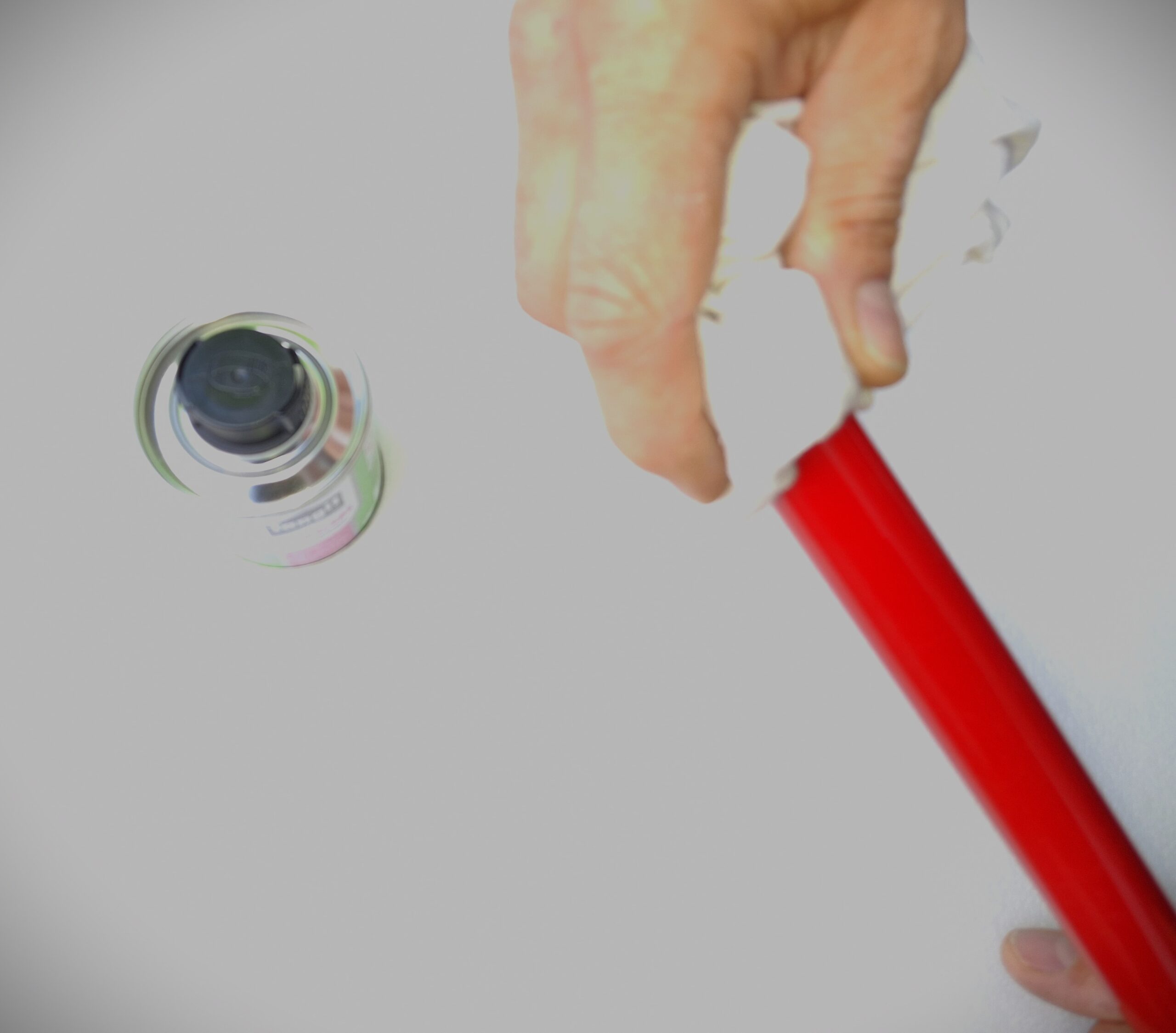 Beispielanwendung Rohr PIP-001 wird geputzt damit der Kleber angewendet werden kann.